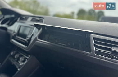 Мікровен Volkswagen Touran 2016 в 