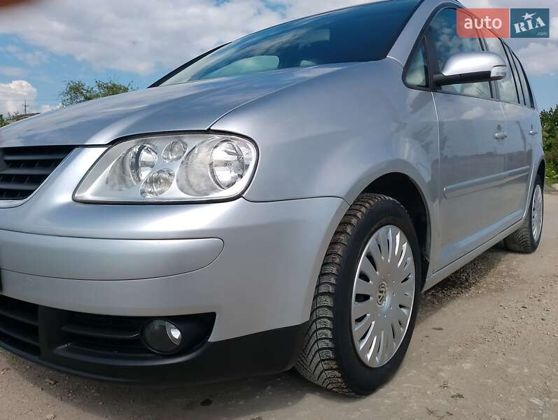 Минивэн Volkswagen Touran 2006 в Тернополе