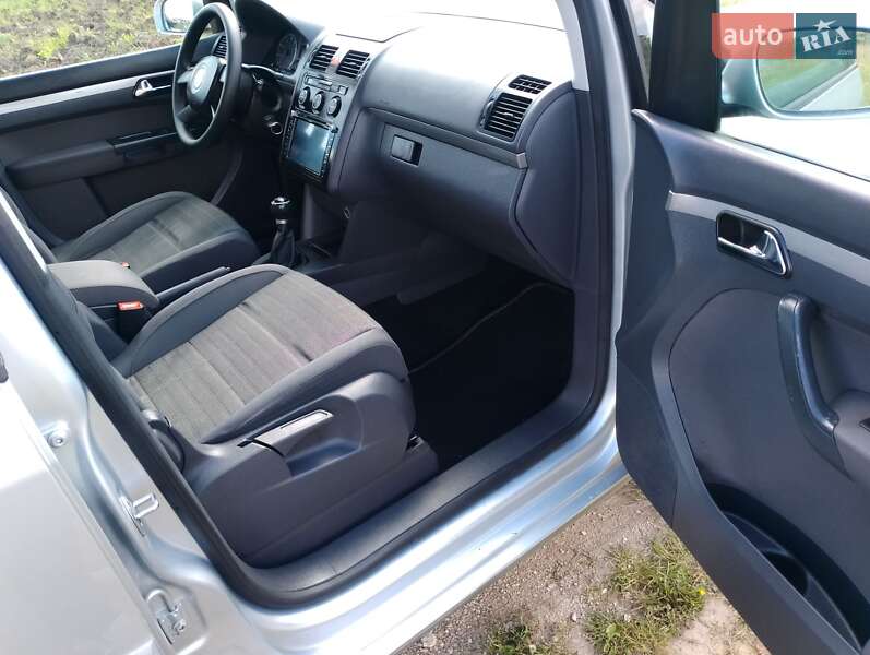 Минивэн Volkswagen Touran 2006 в Тернополе