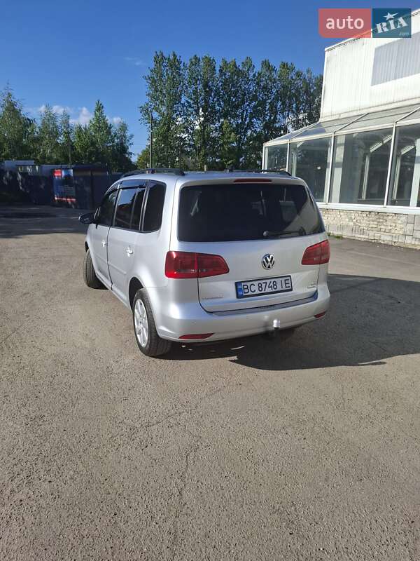 Мінівен Volkswagen Touran 2011 в Львові
