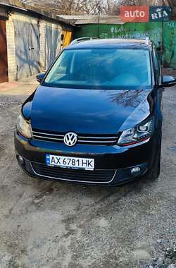 Мінівен Volkswagen Touran 2013 в Харкові