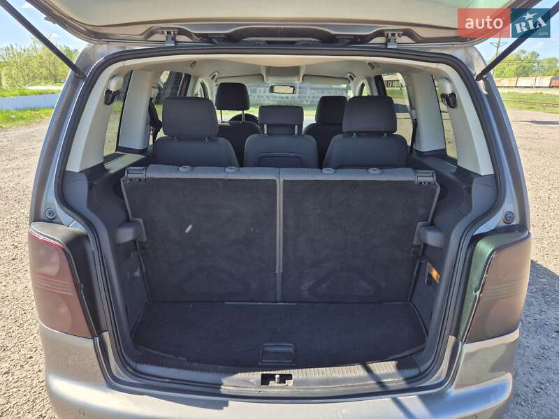 Минивэн Volkswagen Touran 2007 в Бердичеве
