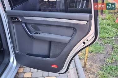 Минивэн Volkswagen Touran 2003 в 