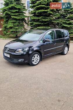 Минивэн Volkswagen Touran 2011 в Николаеве