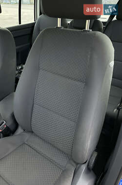 Минивэн Volkswagen Touran 2005 в 