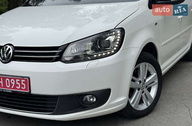 Минивэн Volkswagen Touran 2013 в 
