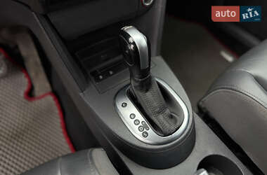 Мінівен Volkswagen Touran 2015 в 