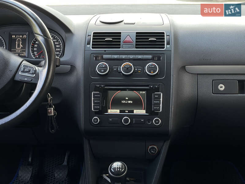 Минивэн Volkswagen Touran 2012 в Бердичеве