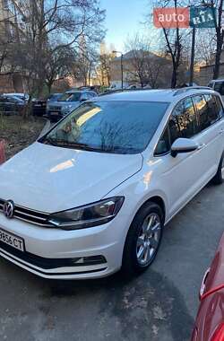 Volkswagen Touran 2016 Volkswagen Touran 2016