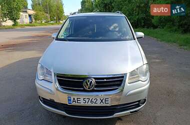 Минивэн Volkswagen Touran 2007 в 