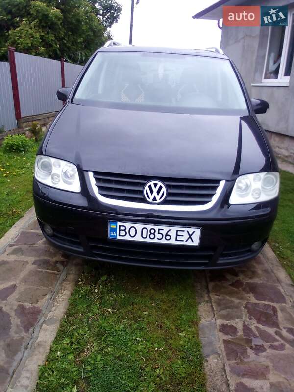 Volkswagen Touran 2004
