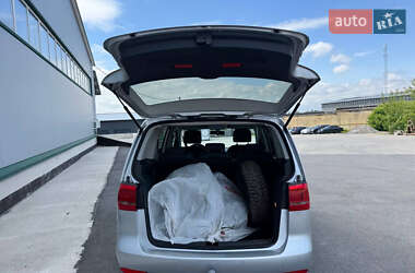 Минивэн Volkswagen Touran 2013 в 