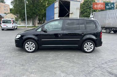 Минивэн Volkswagen Touran 2010 в 