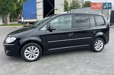 Минивэн Volkswagen Touran 2010 в 