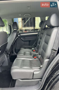 Минивэн Volkswagen Touran 2010 в 
