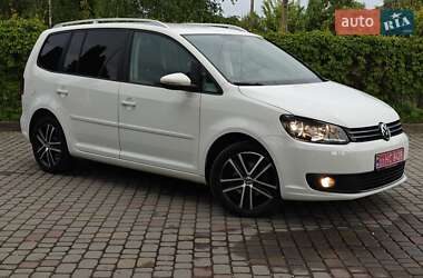 Мінівен Volkswagen Touran 2013 в 