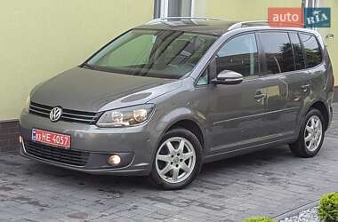 Мінівен Volkswagen Touran 2013 в 