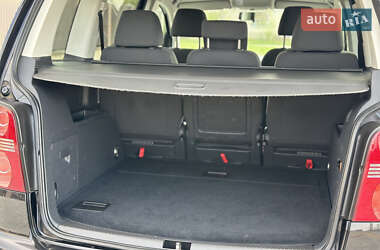 Минивэн Volkswagen Touran 2008 в 