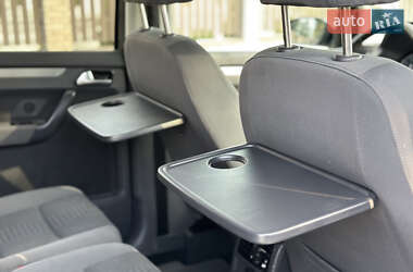Минивэн Volkswagen Touran 2008 в 