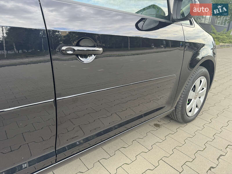 Мінівен Volkswagen Touran 2011 в Білій Церкві