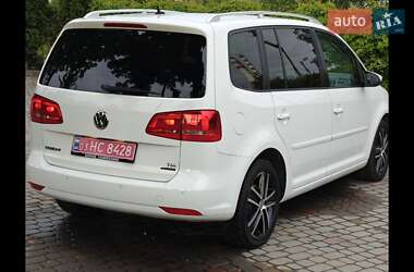 Мінівен Volkswagen Touran 2013 в 