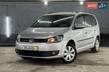 Минивэн Volkswagen Touran 2014 в Кременце