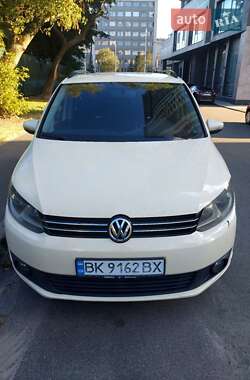 Мінівен Volkswagen Touran 2013 в Броварах