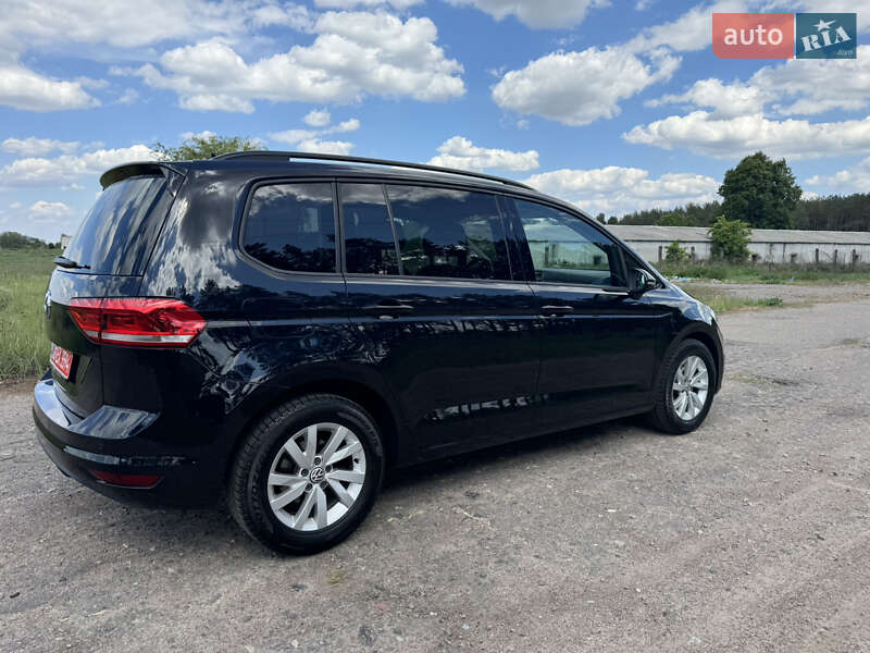 Микровэн Volkswagen Touran 2020 в Броварах