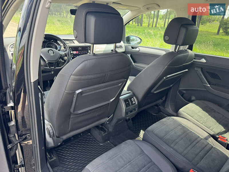 Микровэн Volkswagen Touran 2020 в Броварах