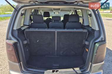Мінівен Volkswagen Touran 2007 в 