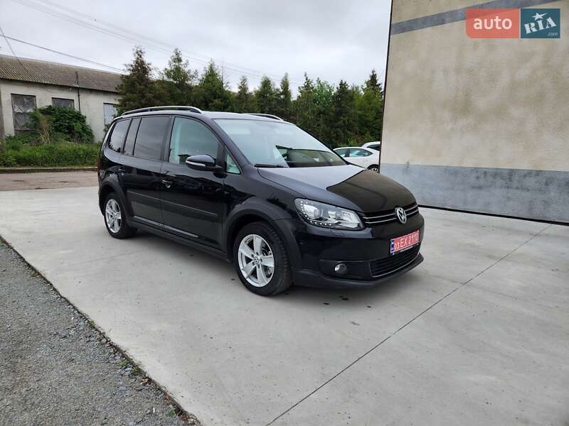 Volkswagen Touran 2012