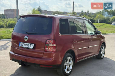Минивэн Volkswagen Touran 2007 в 