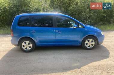 Мінівен Volkswagen Touran 2005 в 