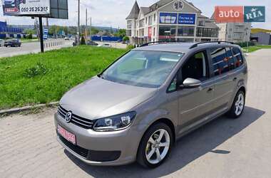 Минивэн Volkswagen Touran 2011 в Черновцах