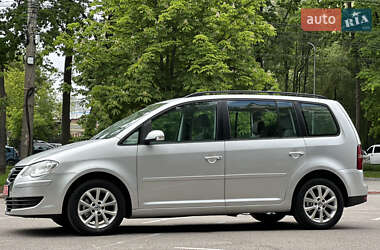 Мінівен Volkswagen Touran 2009 в Вінниці