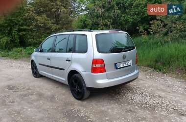 Минивэн Volkswagen Touran 2004 в 