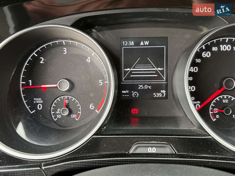 Мікровен Volkswagen Touran 2017 в Стрию