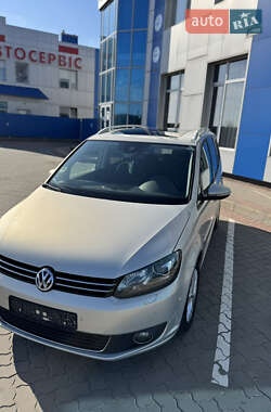 Минивэн Volkswagen Touran 2013 в 