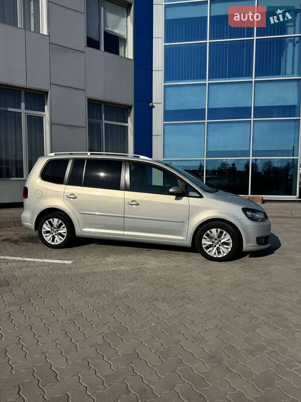 Минивэн Volkswagen Touran 2013 в Ковеле
