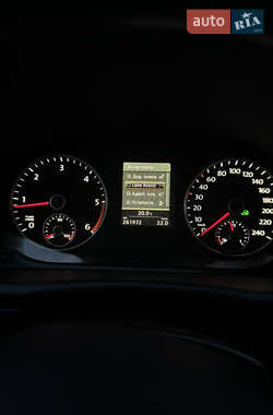 Минивэн Volkswagen Touran 2013 в 