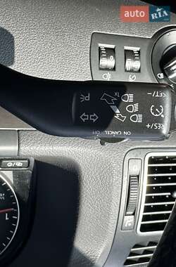 Минивэн Volkswagen Touran 2013 в 