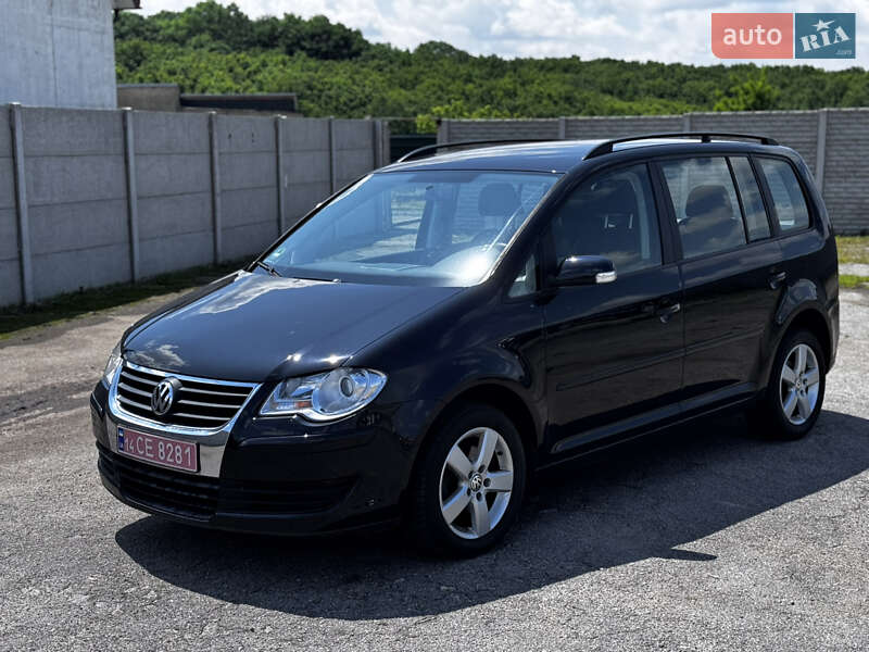 Минивэн Volkswagen Touran 2008 в Виннице