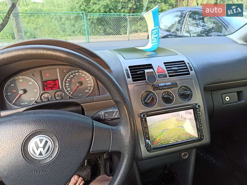 Мінівен Volkswagen Touran 2007 в Городку