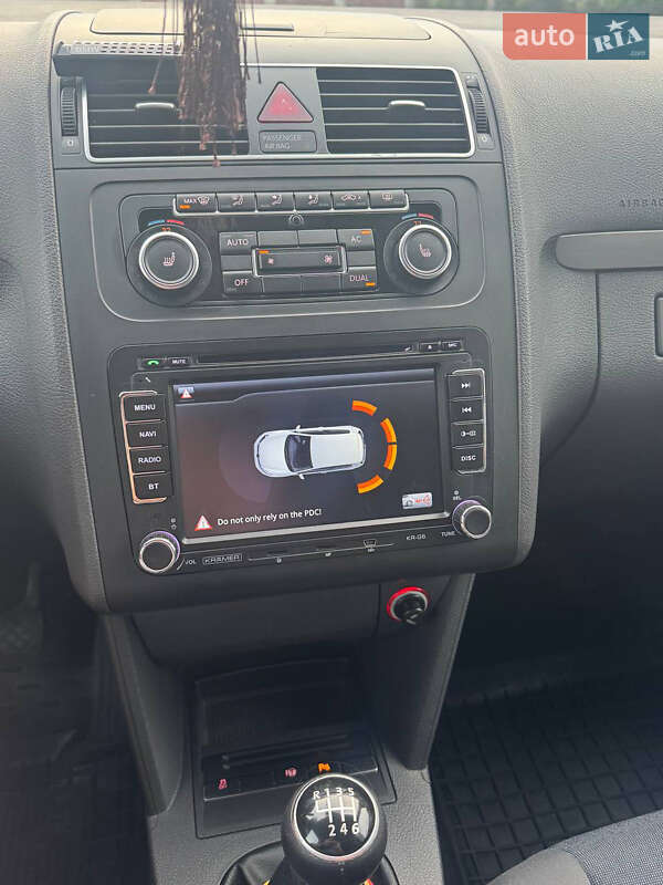 Минивэн Volkswagen Touran 2012 в Ужгороде