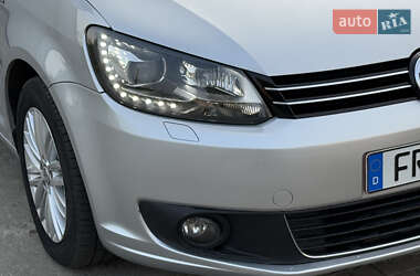 Минивэн Volkswagen Touran 2015 в 
