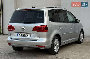 Минивэн Volkswagen Touran 2015 в 