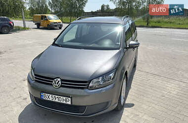 Мінівен Volkswagen Touran 2010 в Кам'янець-Подільському