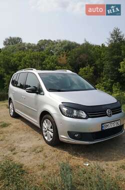 Минивэн Volkswagen Touran 2012 в Сумах