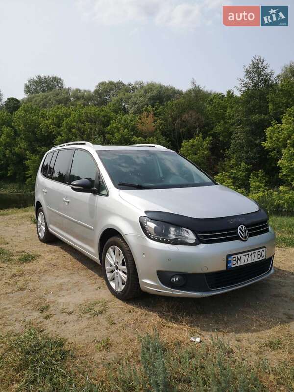 Volkswagen Touran 2012