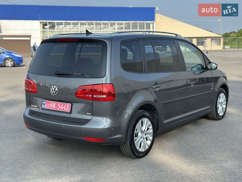 Мінівен Volkswagen Touran 2014 в Луцьку